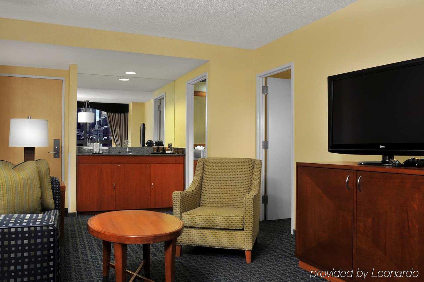 Doubletree Suites By Hilton Nyc - Times Square New York Chambre photo